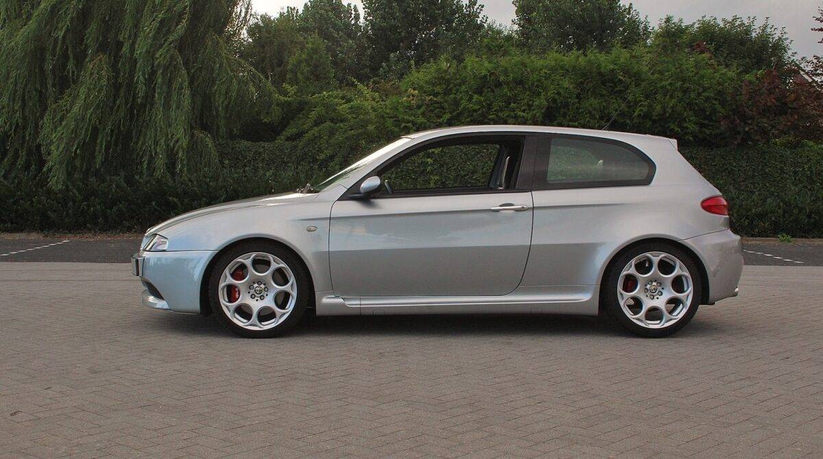 Alfa-Romeo 147 3.2 V6 24V GTA Weiß gebraucht, Benzin und Handschaltung,  143.300 Km - 19.900 €